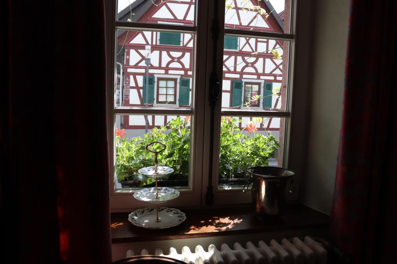 De Charme 'zum Schiff' Iffezheim